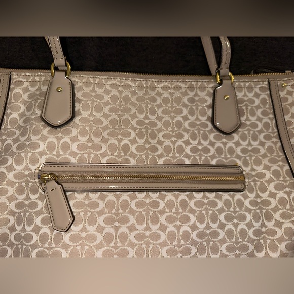 EUC Coach Tote Purse - Picture 5 of 11